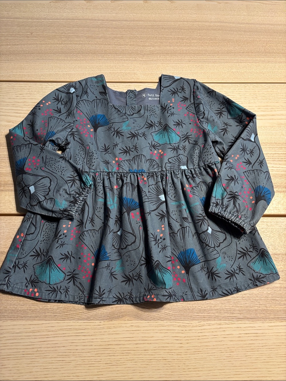 French Brand Petit Bèguin Girls' Gray Floral Long-Sleeve Peplum Top